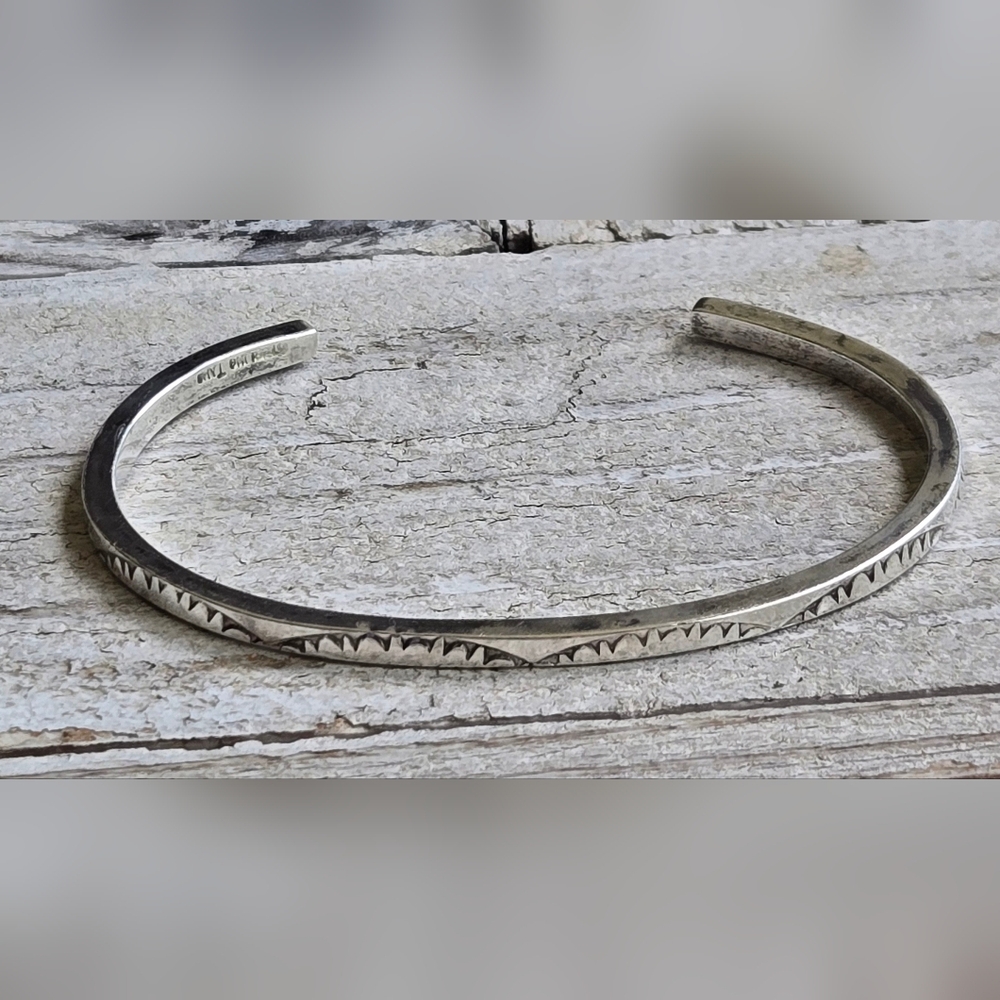 Sterling Silver Native American Navajo Signed Tahe Bracelet - Picture 2 of 8